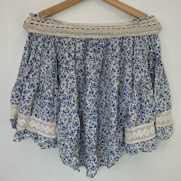 Off the shoulder top - Picture 3 of 5